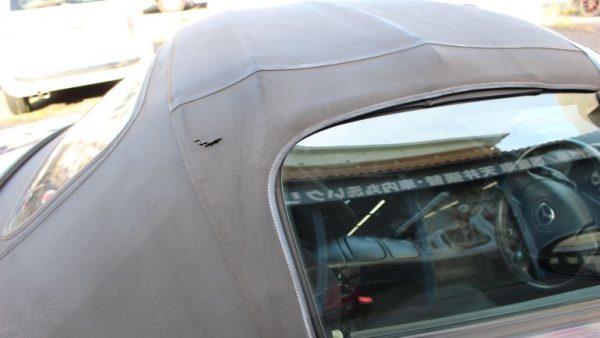 山口県美祢市からHONDA S2000前期幌張替え 個人様よりホームページからのお問い合わせで決定 ダークブルーにて施工